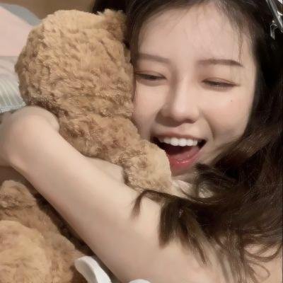 姊姊2021 海报