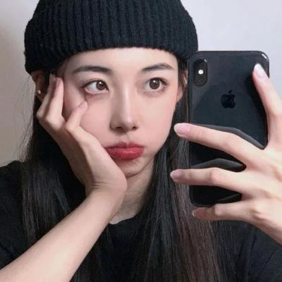 向日葵女孩 海报